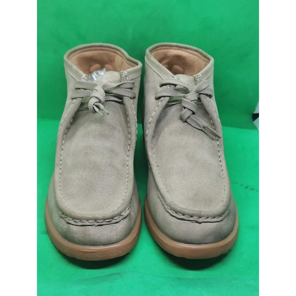 Hush Puppies Men's Bridgeport 2 Light Gray Suede Chukka Boots US Size 12 Wide